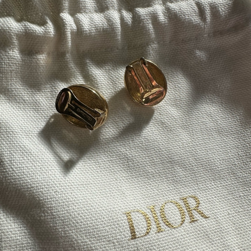 Dior Black and Gold Oval Earrings - Picture 3 of 8